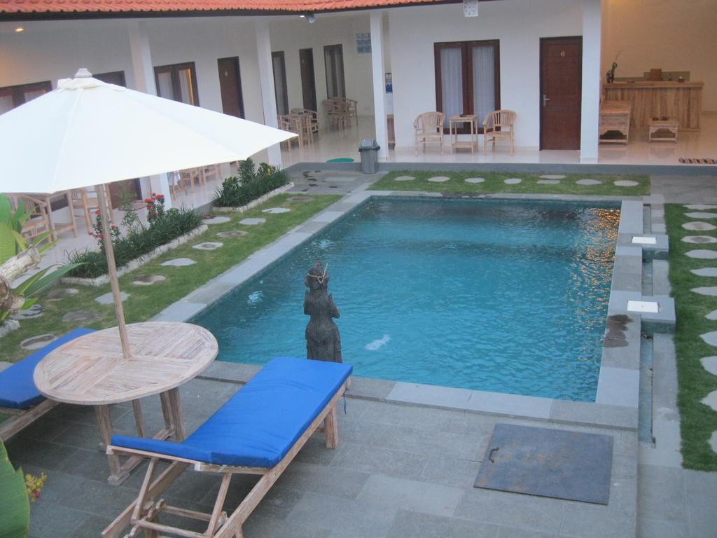Temuku Guest House Canggu Exteriör bild